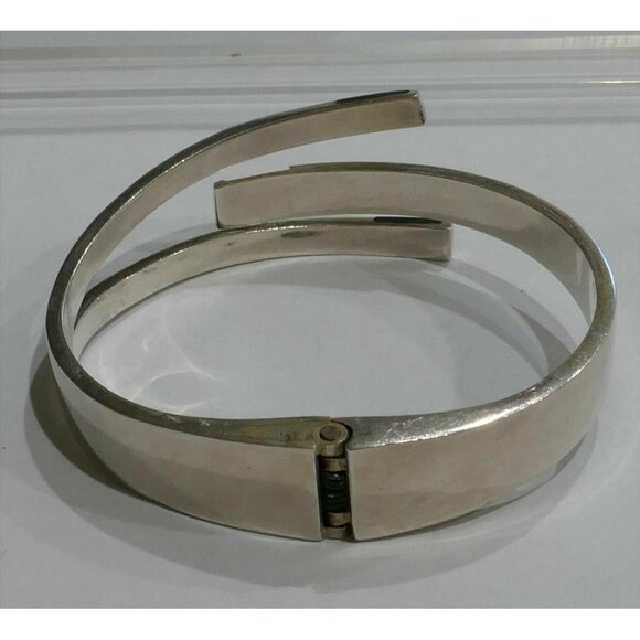 Vintage Taxco Mexican Sterling Silver Hinged Bypass Bracelet Signed 47.4 Grams - Picture 4 of 4